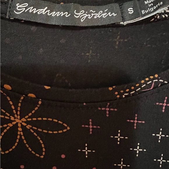 Gudrun Sjoden Black Floral Top Shirt Blouse Women’s S Side Slits - Picture 6 of 6